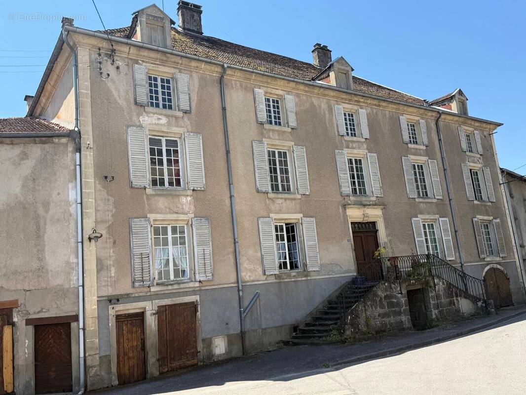 Maison à CHATILLON-SUR-SAONE