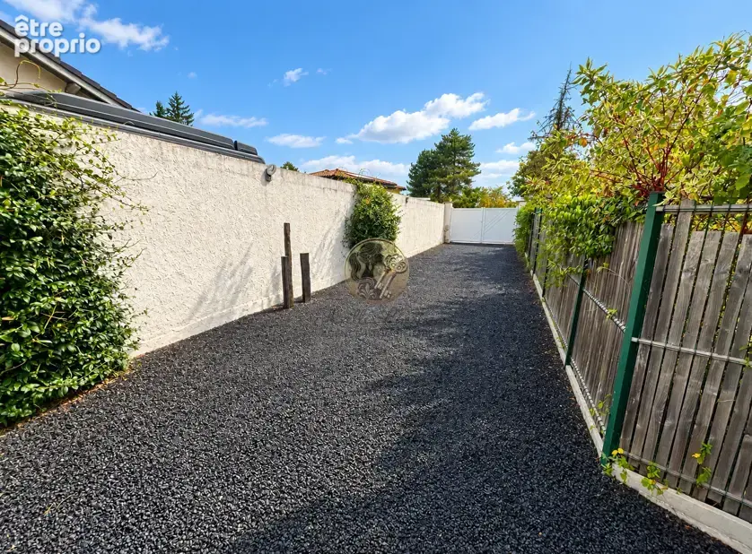 Maison récente de 2019 avec piscine   90 m2   3 chambres   Terrain de 500 m2   Grézieu-la-Varenne - photo 29