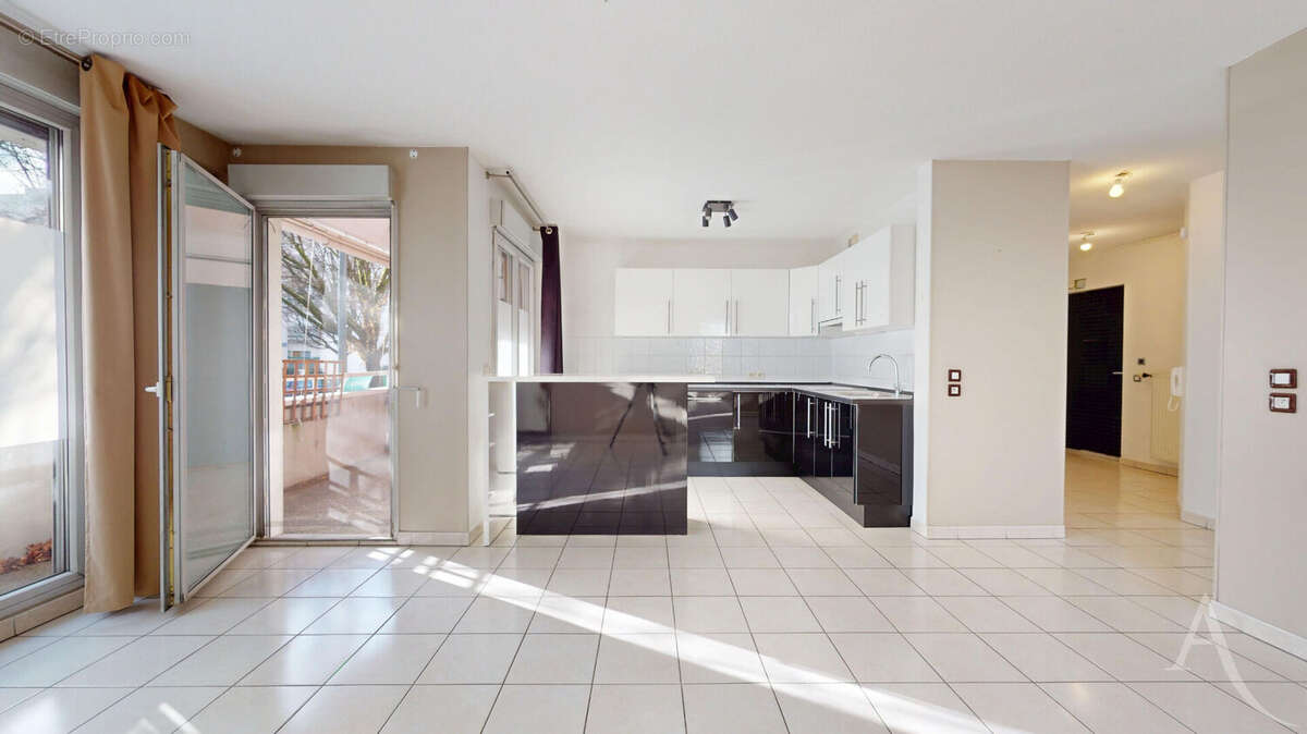 Appartement Grenoble 2 pièce(s) 50 m2 - photo 5