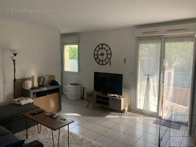 Appartement à SORGUES