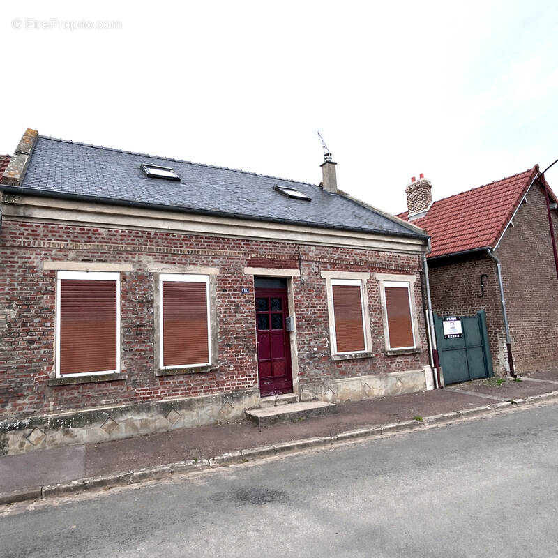 Maison à ANGUILCOURT-LE-SART