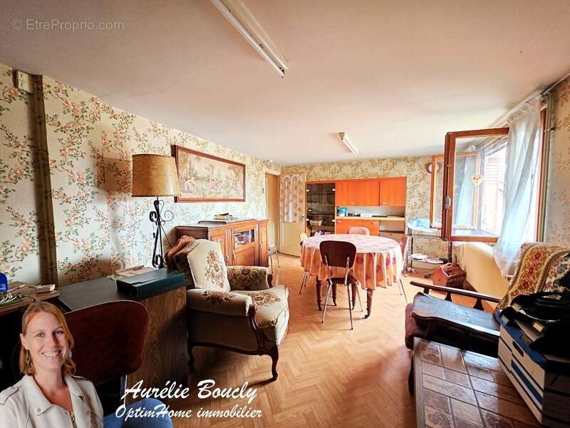 Maison à SAINT-LAURENT-DU-PONT