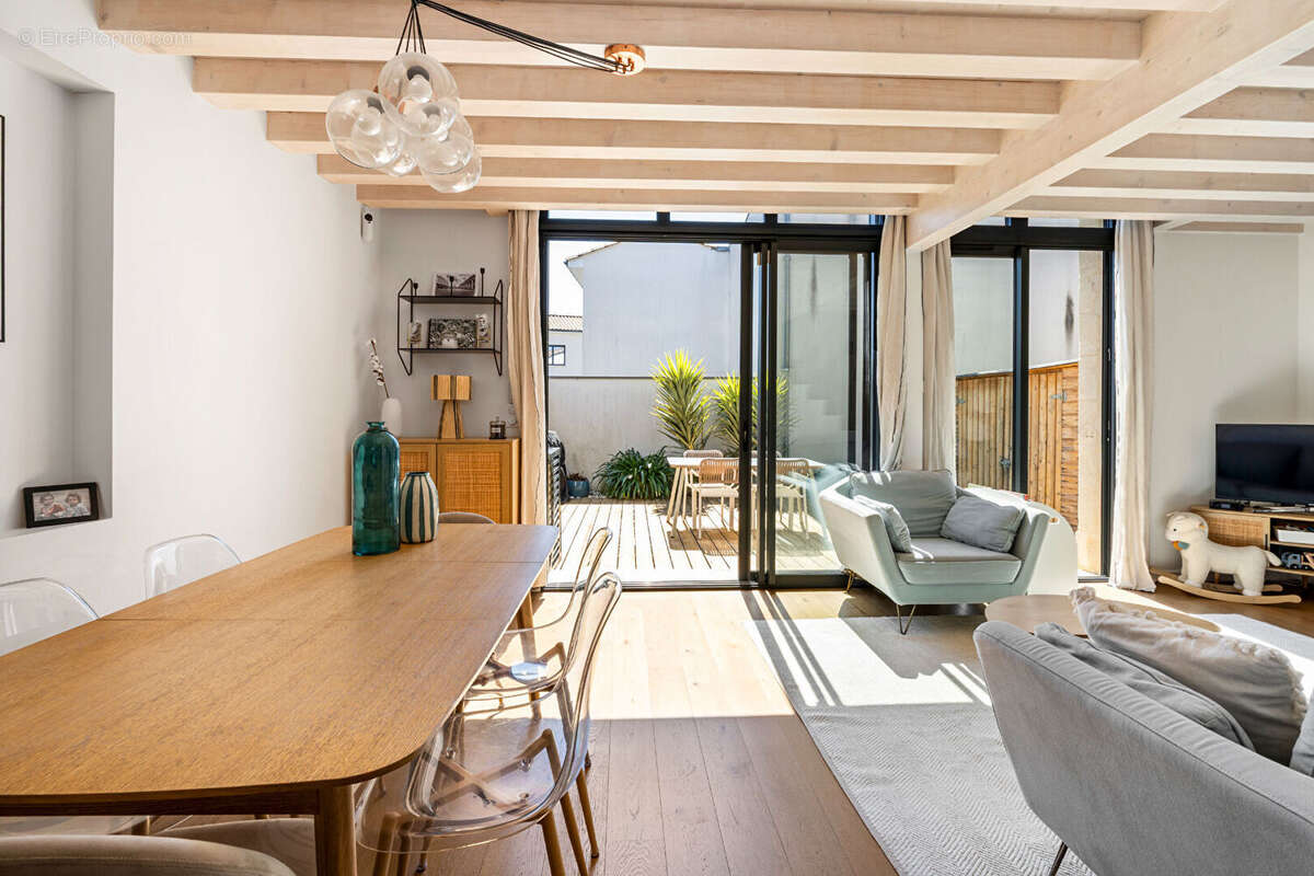 Maison à BEGLES