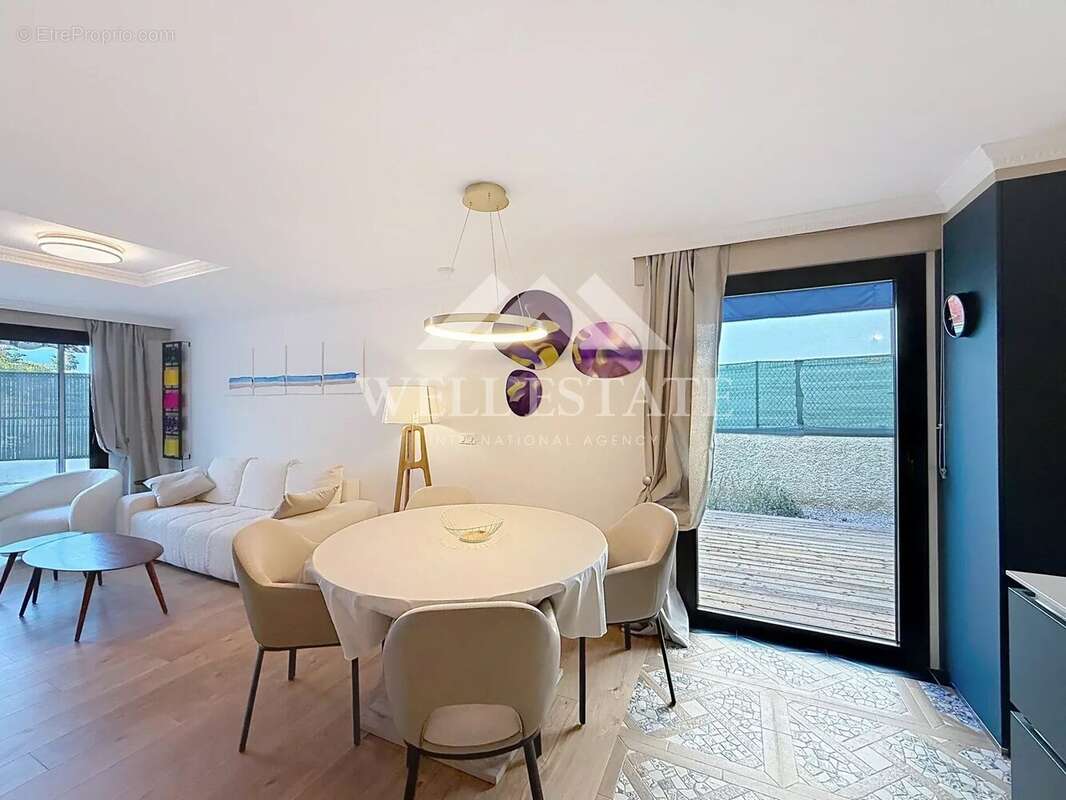 Cannes – proche croisette & port canto – appartement rénové 3 chambres avec terrasse de 110 m² - photo 5