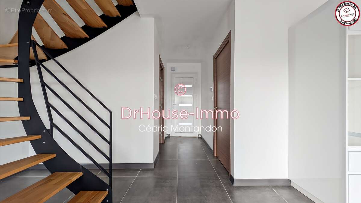 Maison à HUBERT-FOLIE