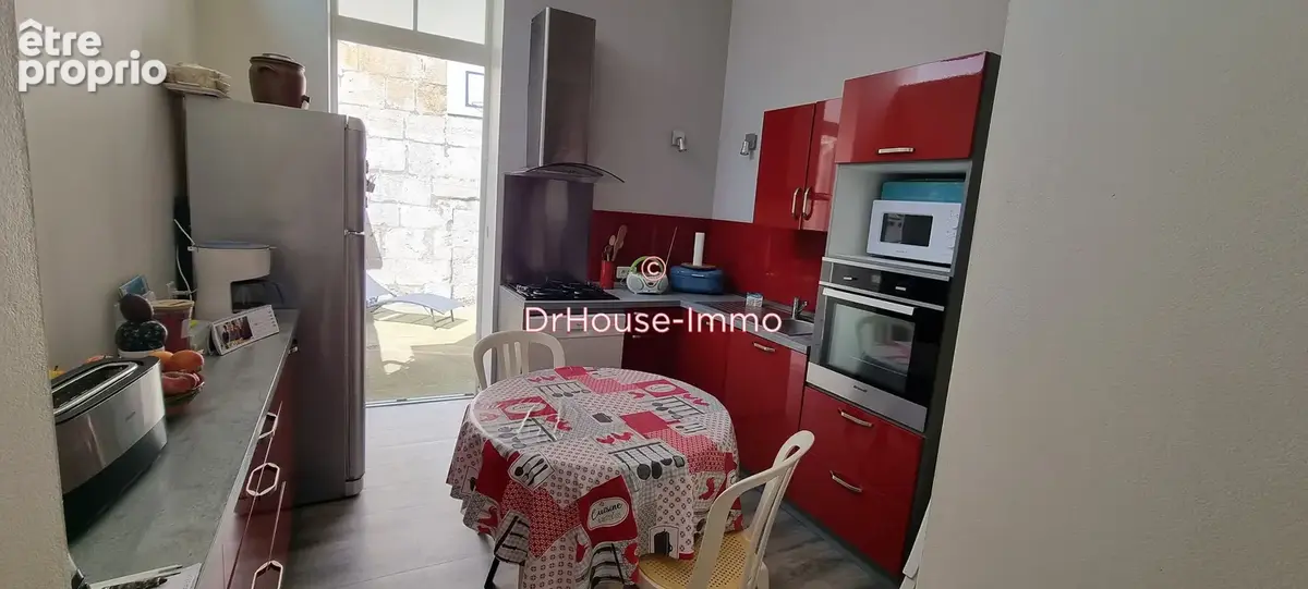 Appartement 7 pièces 116 m² à vendre à Fontenay-Le-Comte (85200) - photo 5