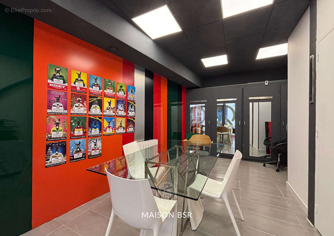 Local commercial + bureau en duplex - Hyper centre Graslin - photo 3