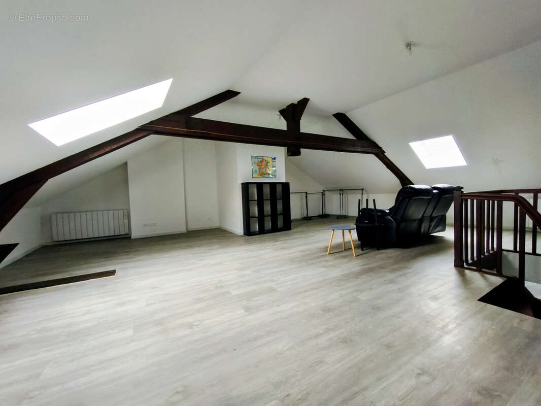 Maison à VILLESENEUX