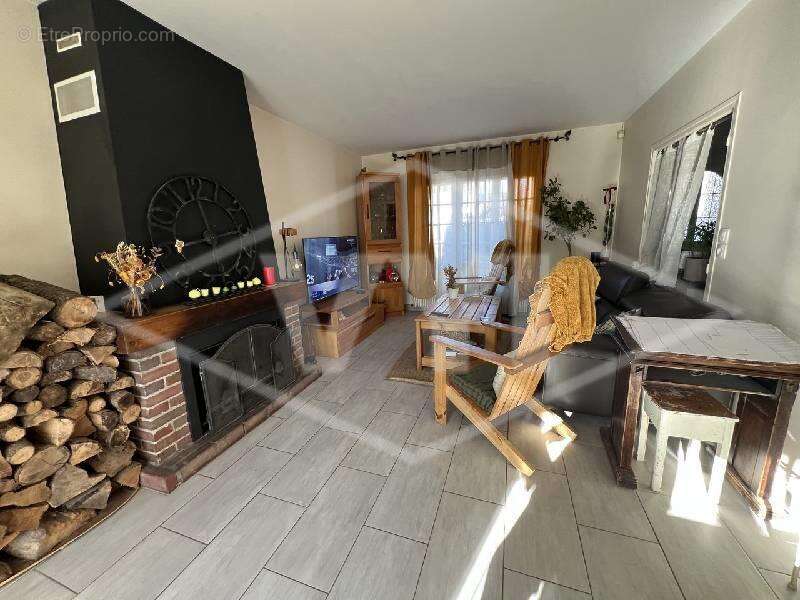 Maison à COMBS-LA-VILLE