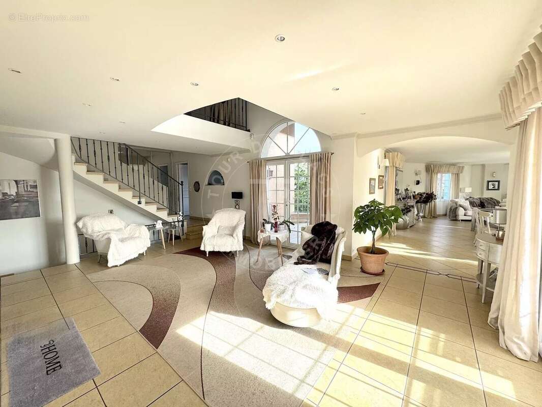 Appartement à CHAPEIRY