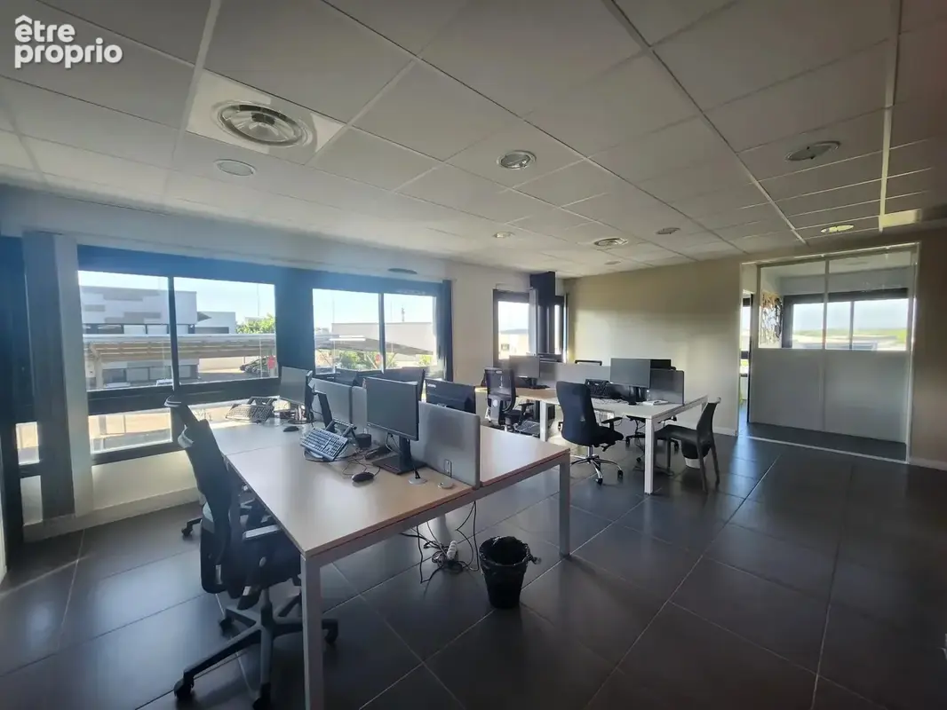Commerce 302 m² à Montpellier  - photo 7