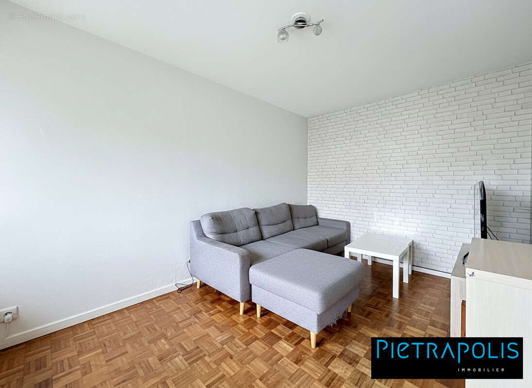 Appartement 76 m² à Oullins  - photo 5