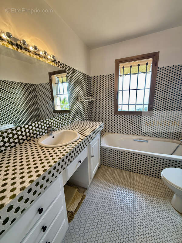 Maison à ROQUEBRUNE-CAP-MARTIN