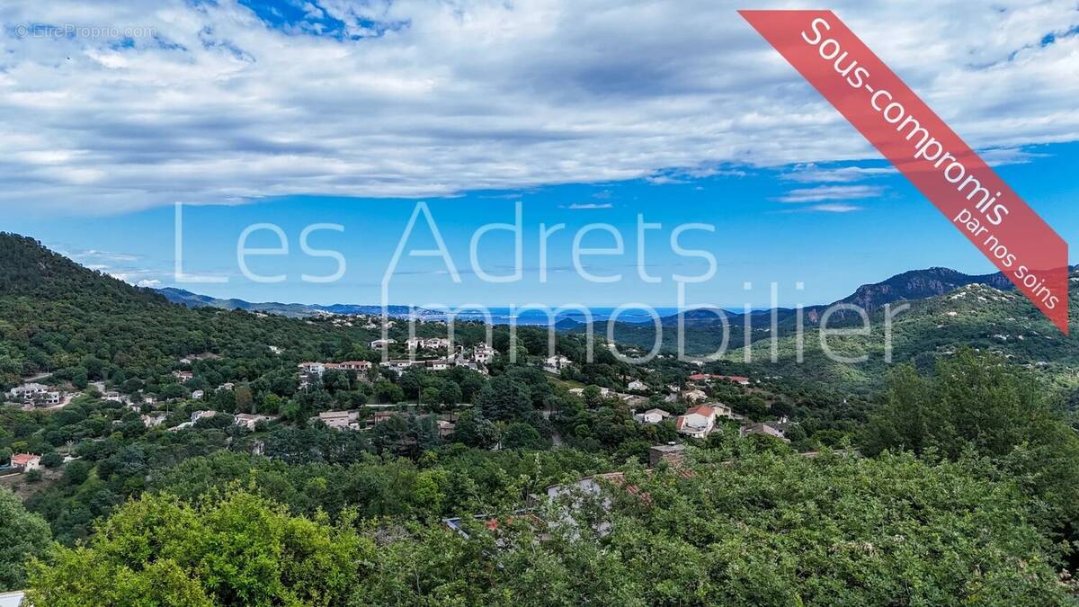 Maison à LES ADRETS-DE-L'ESTEREL