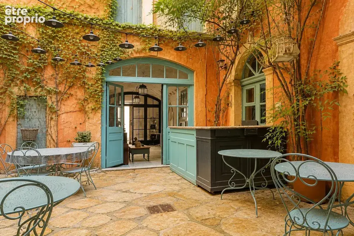 Hôtel particulier de 12 pièces de 385 m² à Tarascon - photo 2