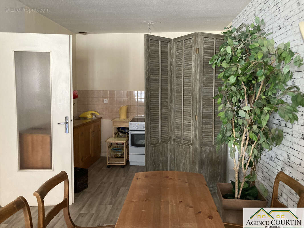 Appartement à LONS-LE-SAUNIER