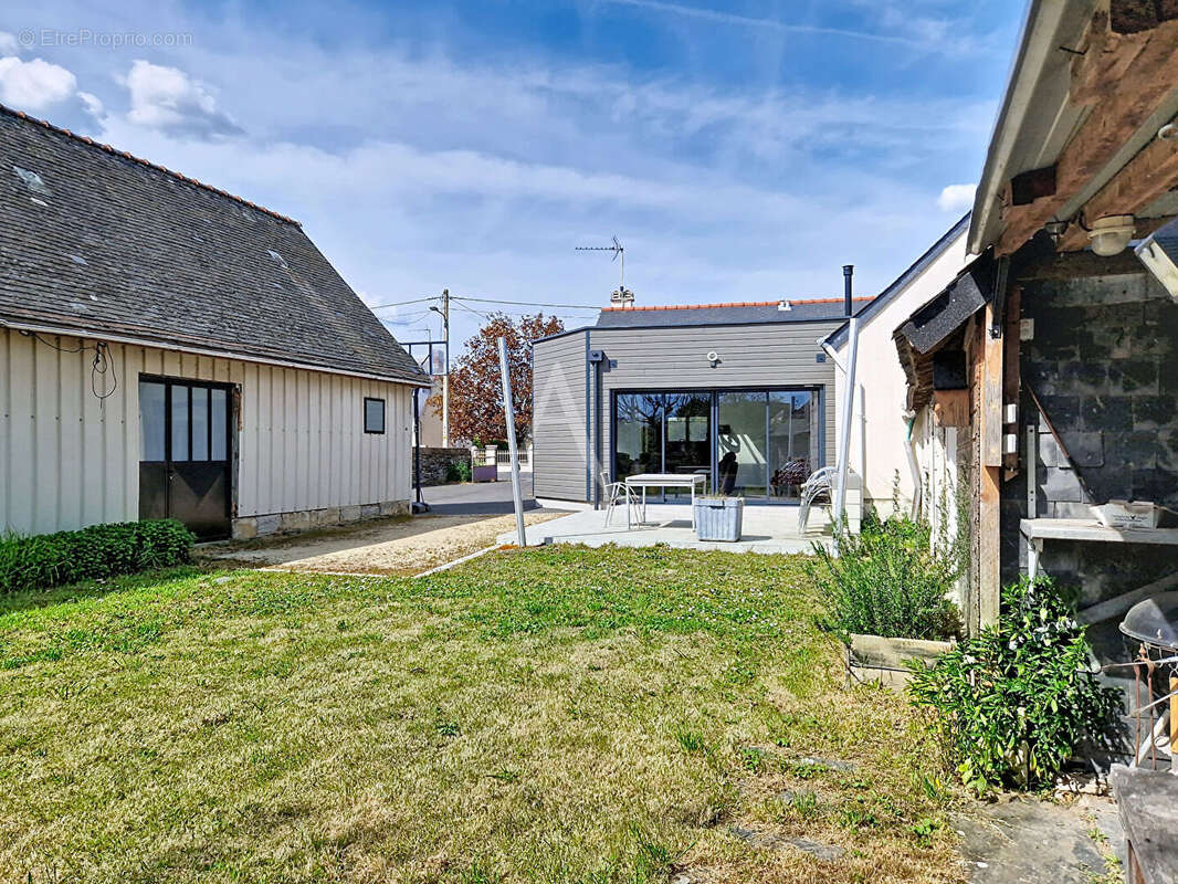 Maison à SAINT-MATHURIN-SUR-LOIRE