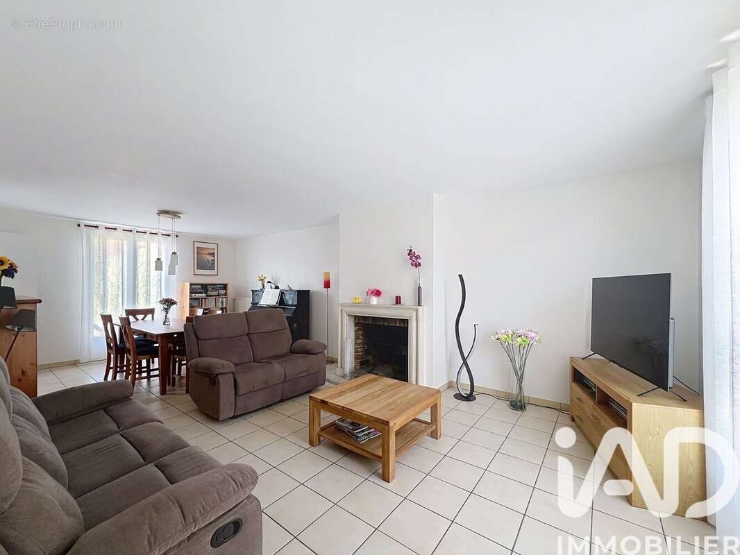 Photo 2 - Maison à TOURNAN-EN-BRIE