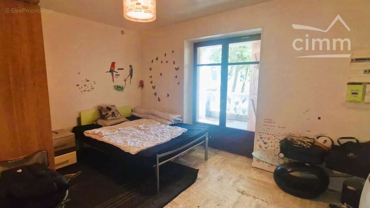 Appartement à LA TOUR-DU-PIN