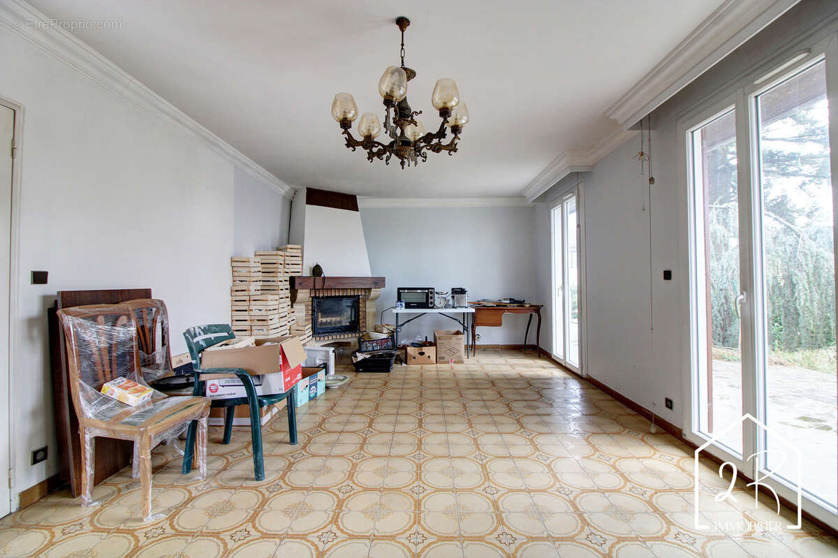 Maison à MIONS