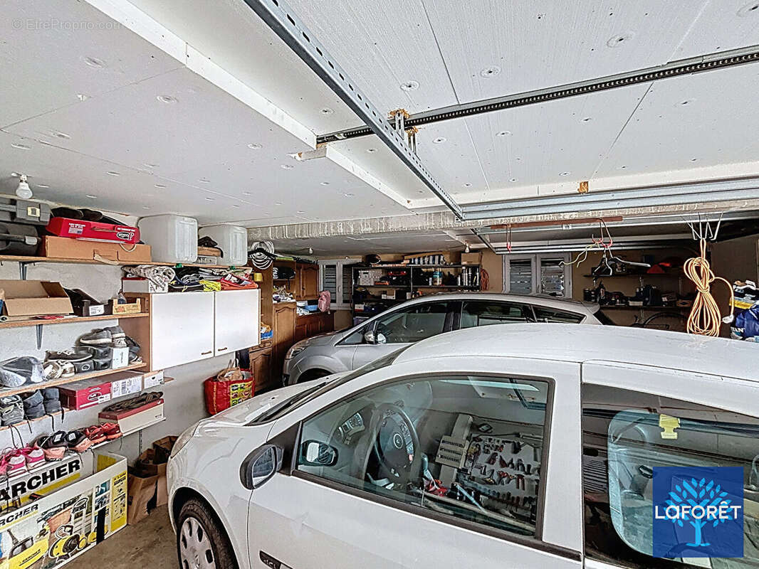 Maison à BRIVES-CHARENSAC