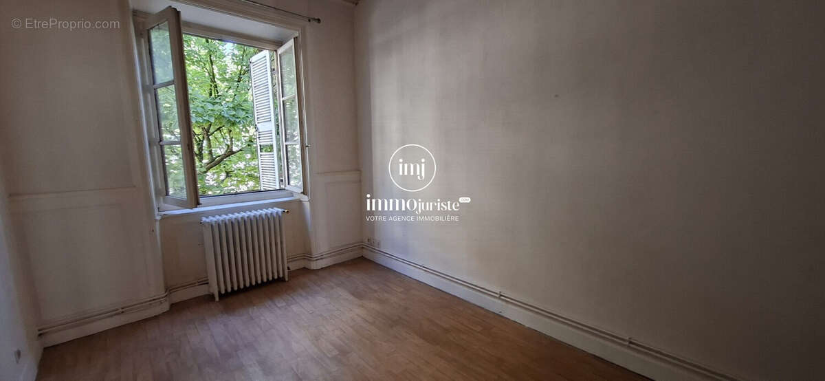 Appartement 74 m² à Limoges  - photo 4