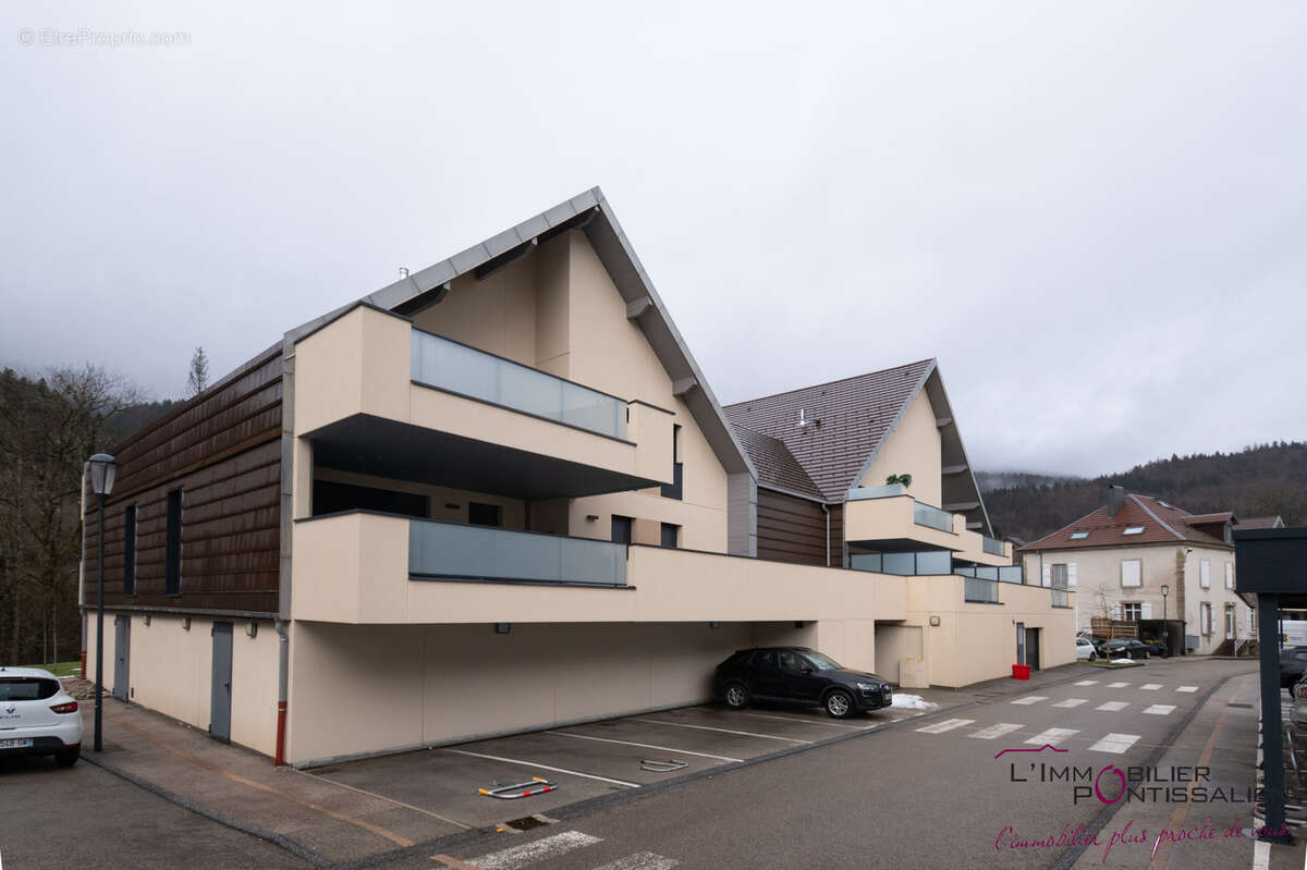 Appartement à JOUGNE