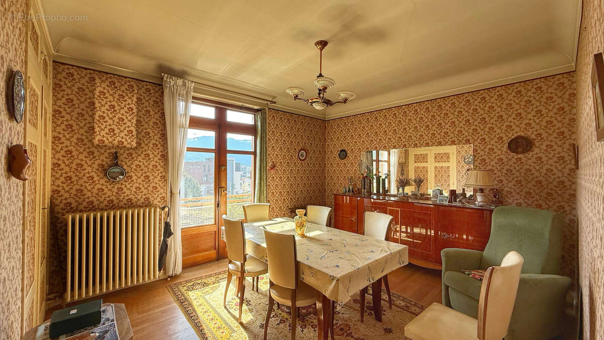 Maison à VOIRON