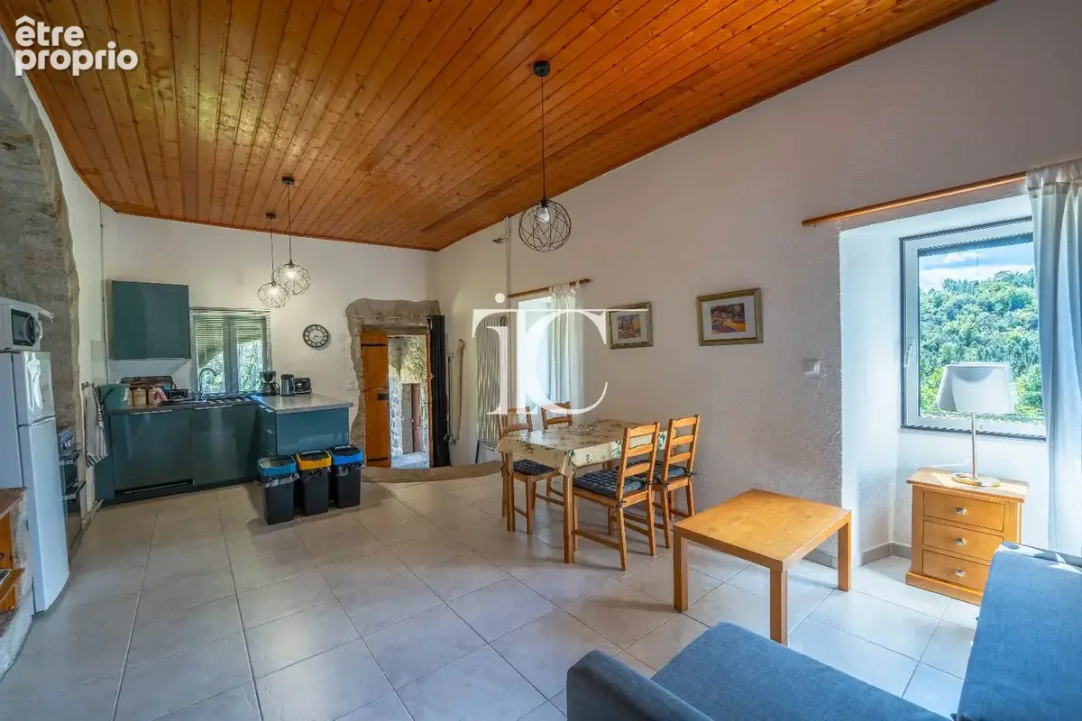 Mas de charme de 300 m² habitables sur 1,5 hectare arboré - photo 13