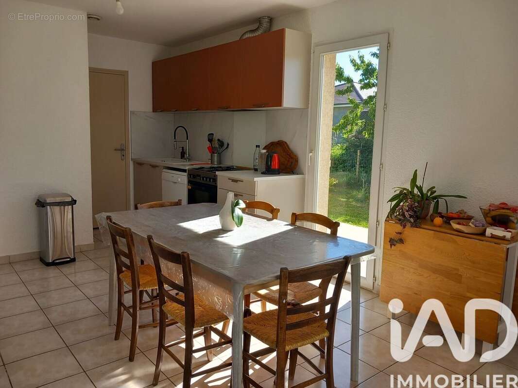 Photo 6 - Maison à CHABONS