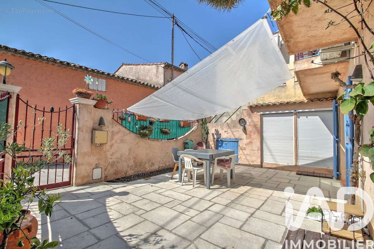 Photo 2 - Maison à PEGOMAS