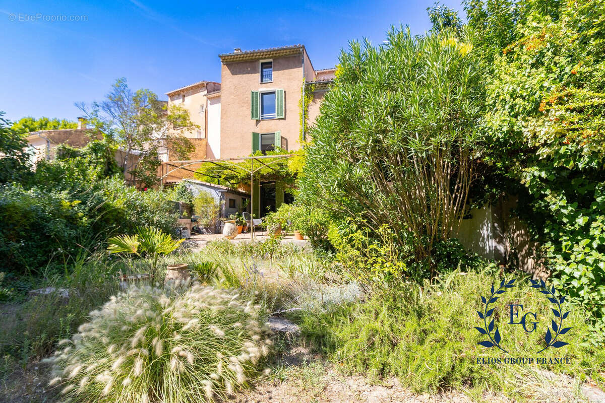 Maison à CORRENS