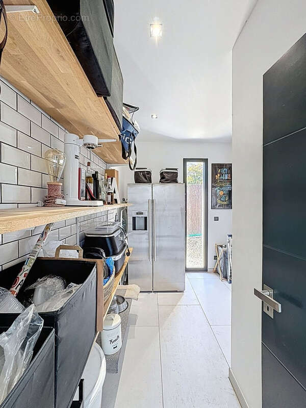 Maison à VAUVENARGUES