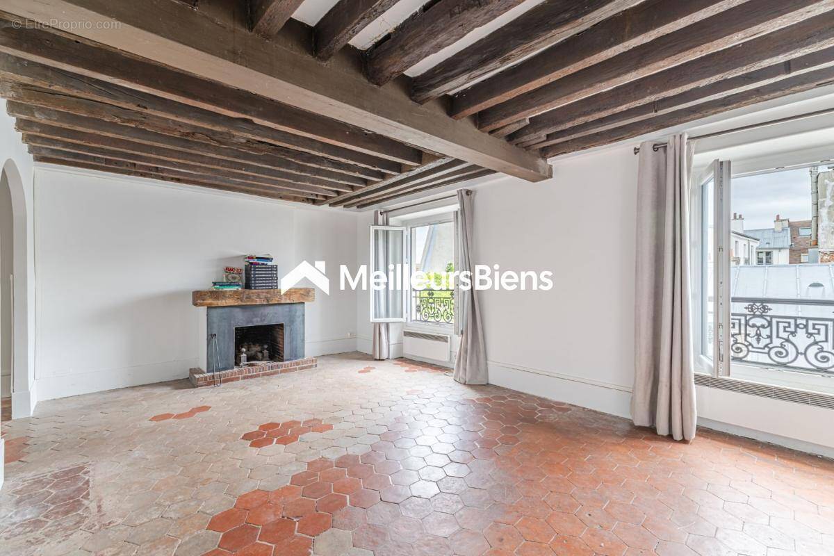 Appartement à PARIS-4E