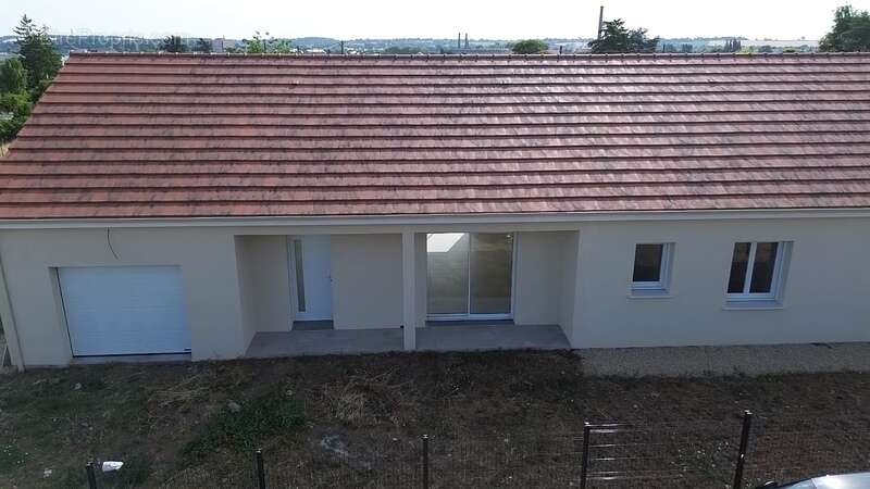 Maison à CHATELLERAULT