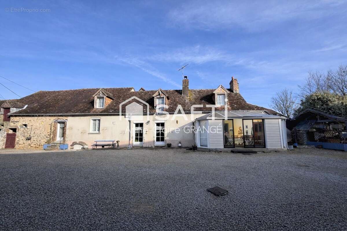 Maison 188 m² à Asse-Le-Boisne  - photo 7