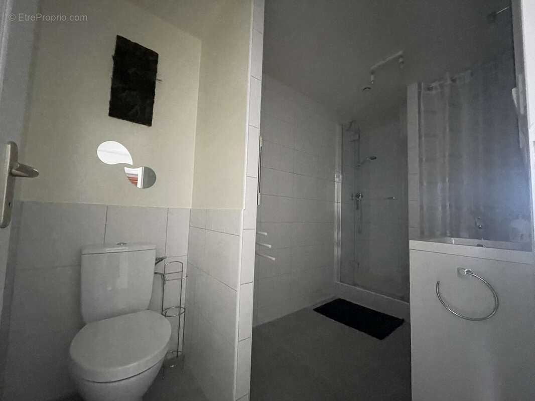 Appartement à SAINT-ROMAIN-LA-MOTTE