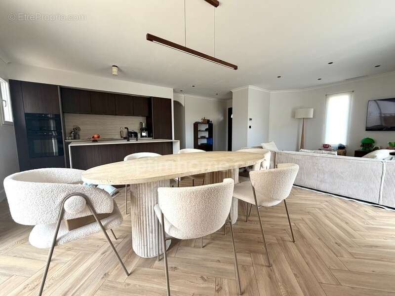 Villa de plain-pied entierement renovee – piscine – garage – aigues-mortes - photo 10