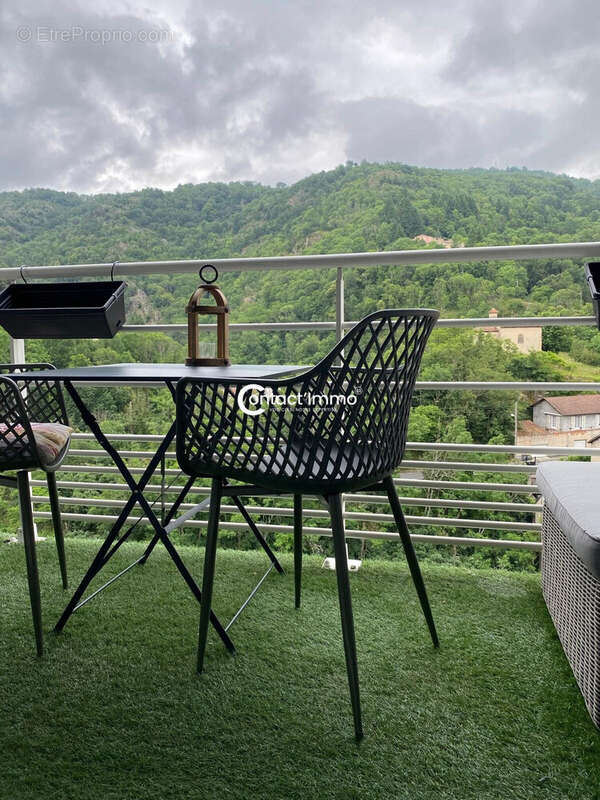 Appartement à THIERS