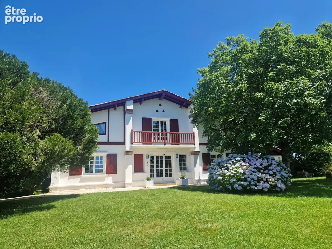 Magnifique maison avec piscine et jardin arboré - URRUGNE - photo 42