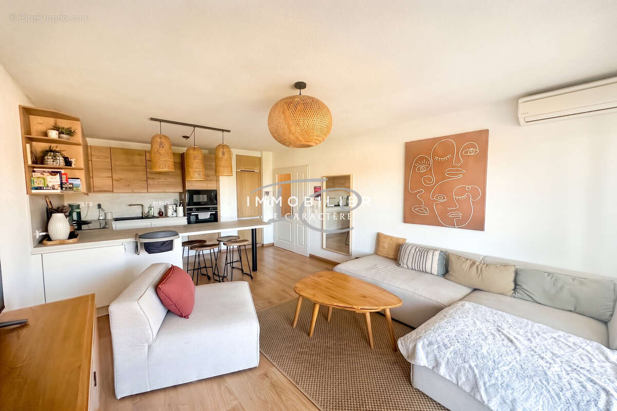 Appartement à LA CROIX-VALMER