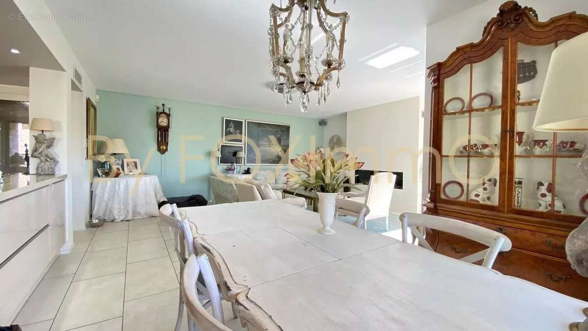 Appartement à CAGNES-SUR-MER