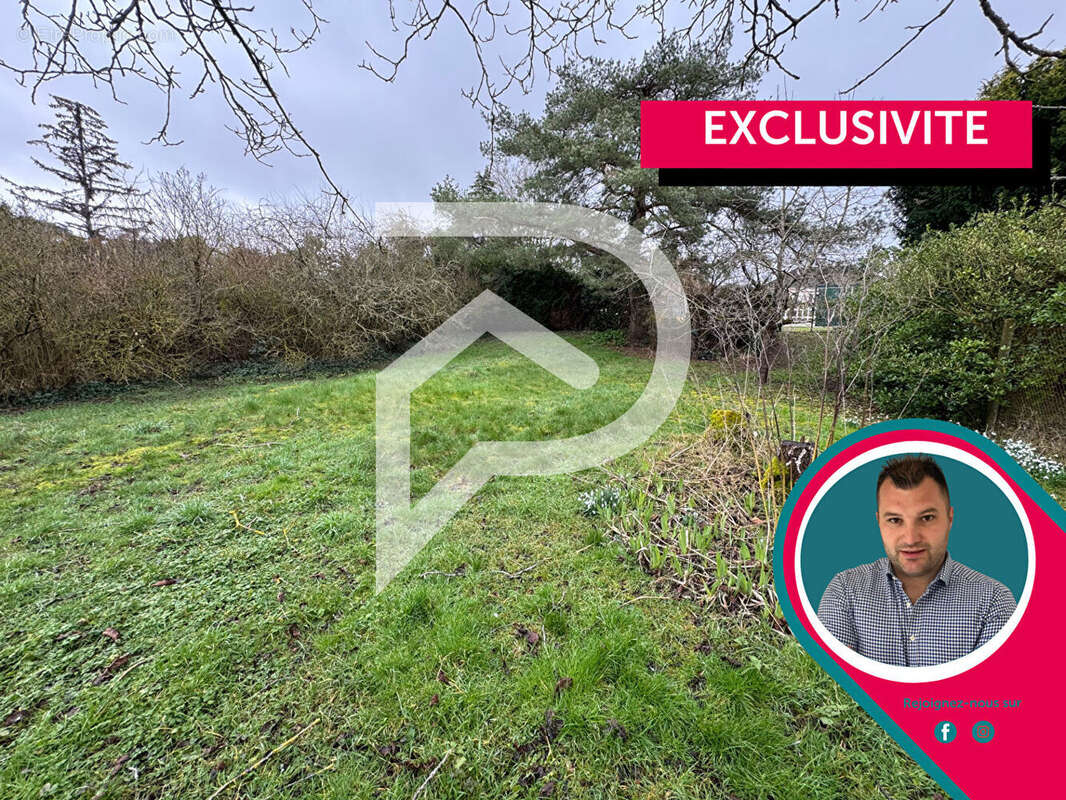 Terrain à BONNIERES-SUR-SEINE