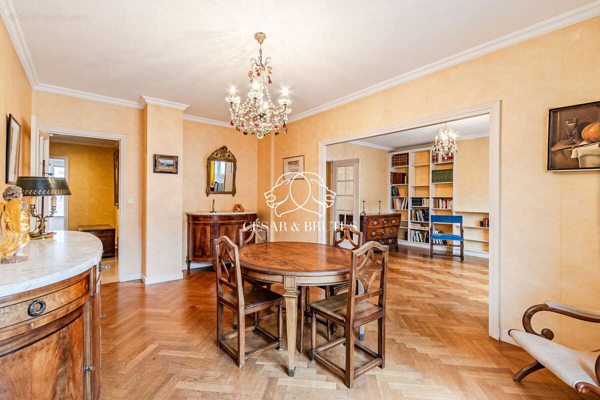 Appartement à LYON-6E