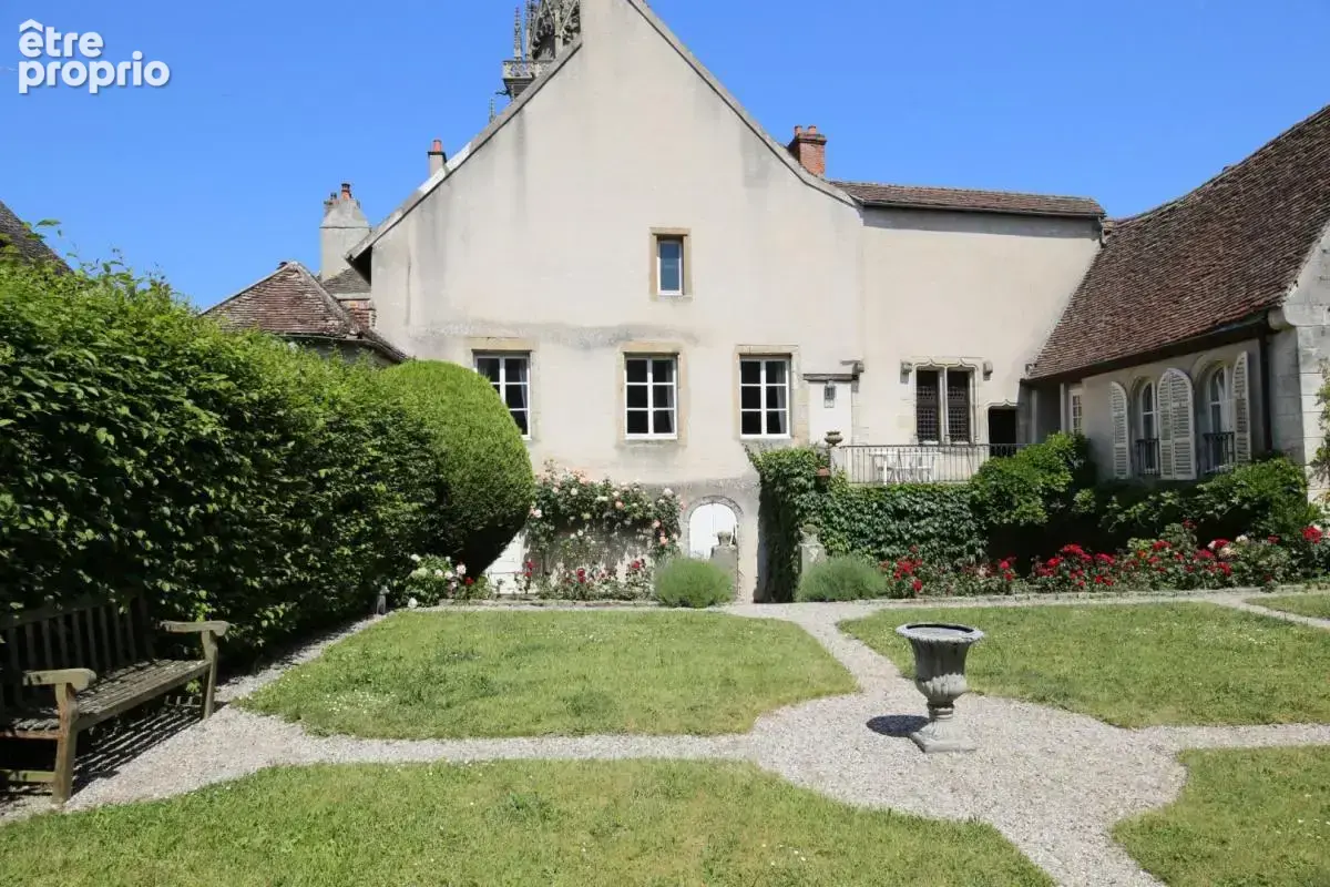 Maison à AUTUN