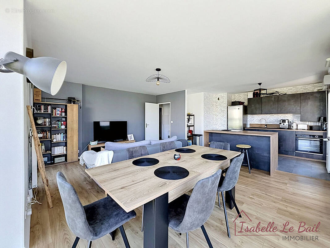 Appartement à BRUZ