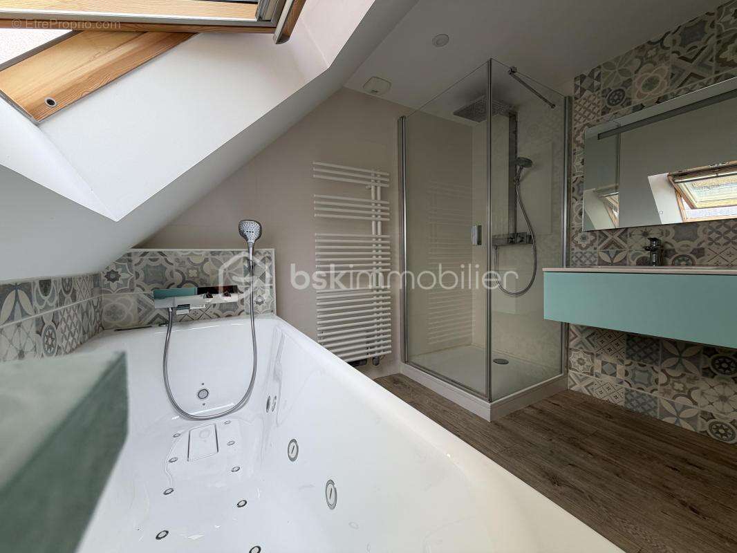 A 50 mètres du port - maison de ville - triplex - vannes - photo 15