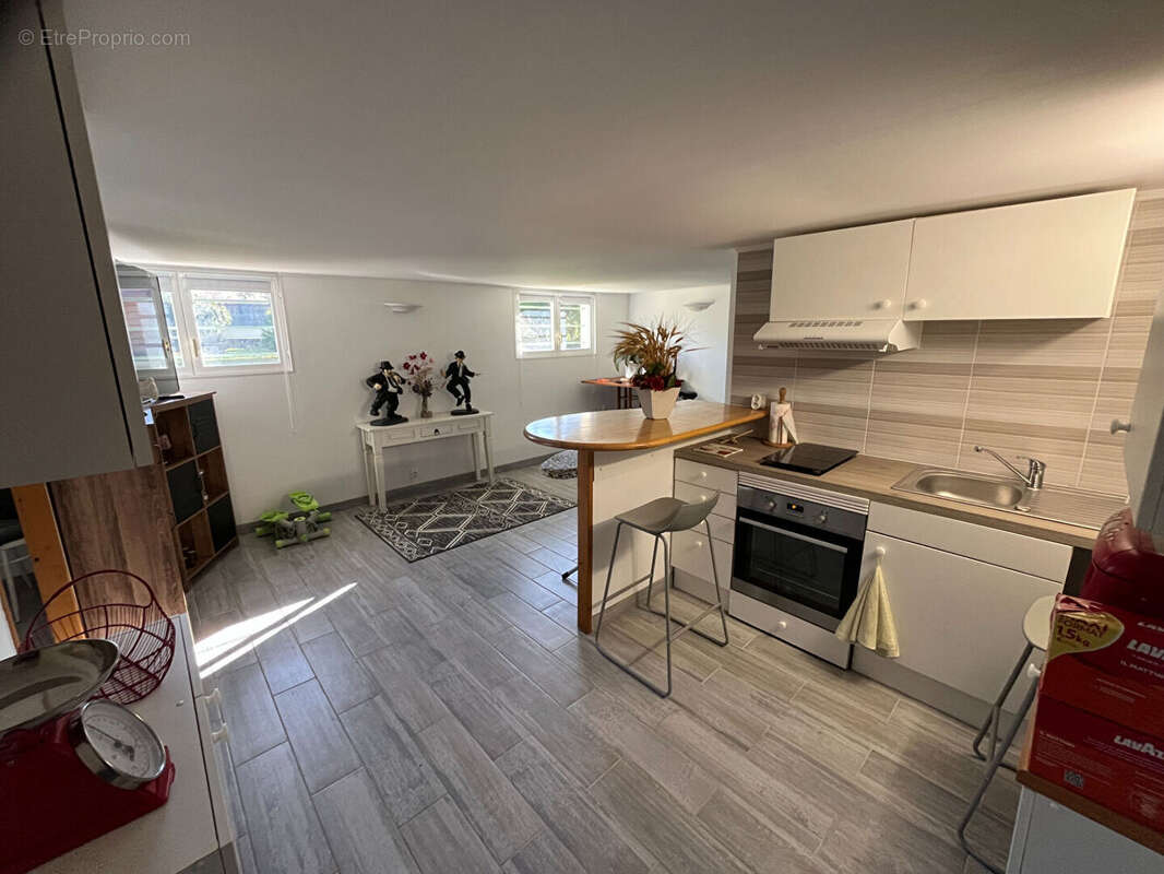 Maison à LES BREVIAIRES