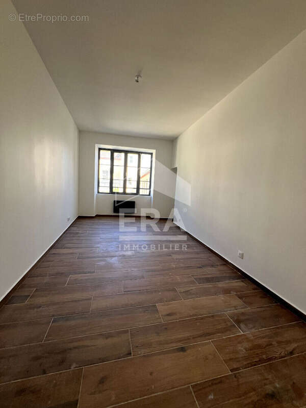 Appartement à BYANS-SUR-DOUBS