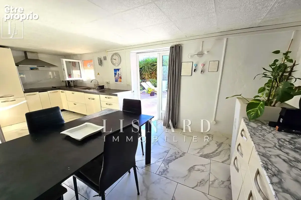 Appartement 118 m² à Vallauris  - photo 9